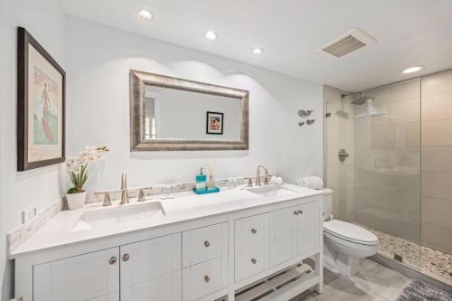 New Bathrooms! Spectacular Penthouse at Oceanview - image 3