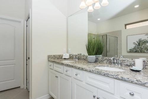 Fabulous Home with Pool at Solterra Resort ST5501 - image 43