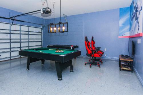 Beautiful Themed Vacation Home with private pool ST5509 - image 30