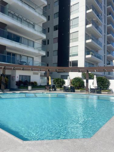 Hermoso departamento con vista al mar en Salinas!