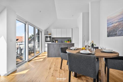 Apartment with Balcony image 10