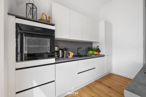 Apartment with Balcony image 7