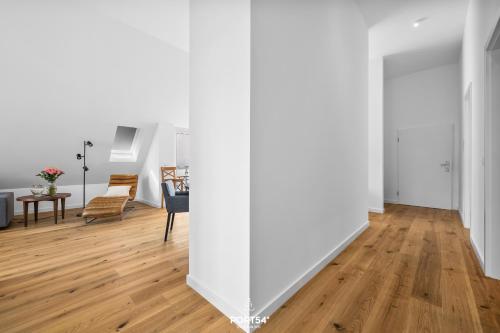 Apartment with Balcony image 5