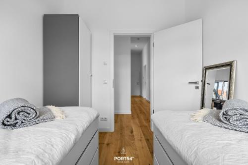 Apartment with Balcony image 4