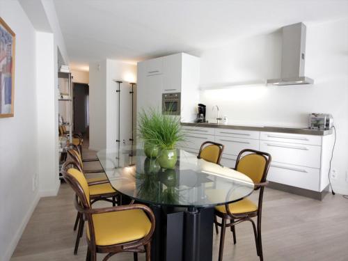 Apartment In Knokke Near Driehoeksplein - Knocke-Heist