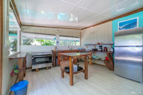 Manomano Lodge in Papara