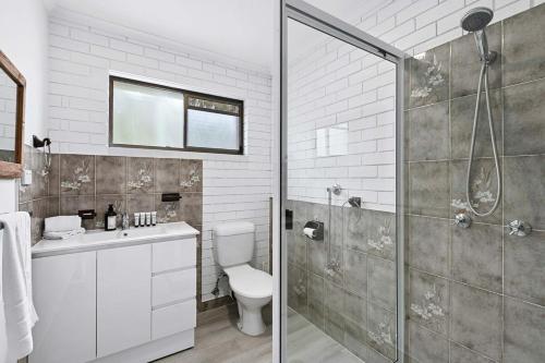 Salt & Stone Villa on the beach - Villa 3, Burrum Heads (foto 5)