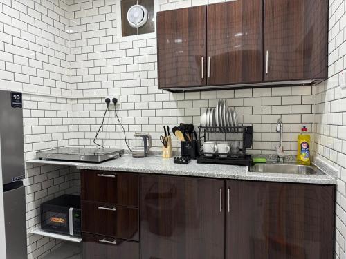 Brand new -Stylish Studio Near to Yas & Airport near Al Raha Mall