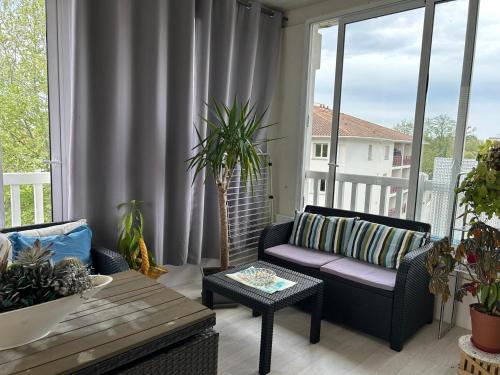 Charmant appartement à Ondres pour 4 pers. avec loggia et parking - FR-1-239-1116 (Charmant appartement a Ondres pour 4 pers. avec loggia et parking - FR-1-239-1116) in Ondres