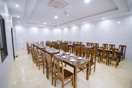 Hieu Thao Hotel & Restaurant Sam Son - 레스토랑