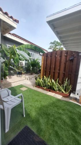 Calm & Cozy Apartment by C & D in Paradera