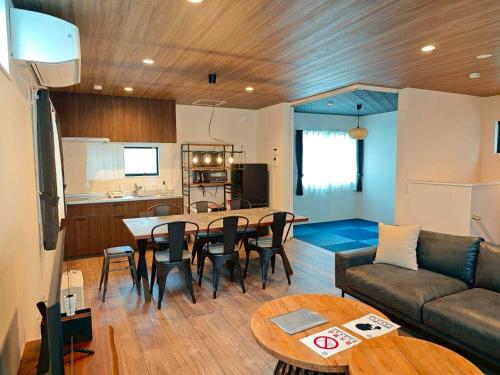 AileHouse B