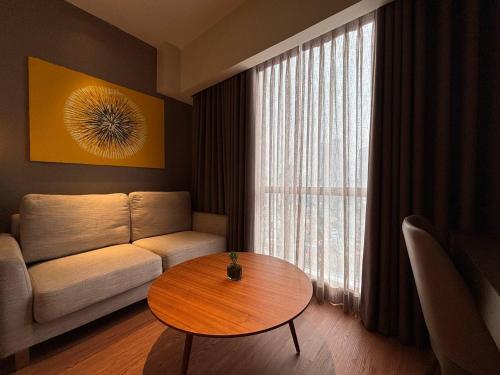 The Hotel Residences at Acqua, Manila