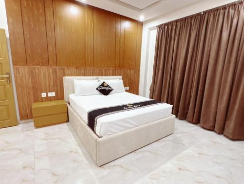 Conifer hotels and resorts in Shogran