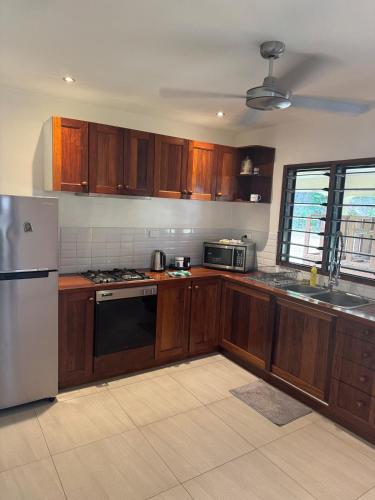 Island Unit in Pango - Bunkhouse in Pango Beach