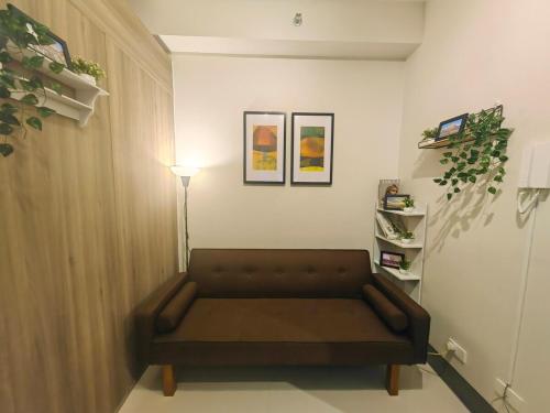 1BR Condotel with Balcony at FAME Residences #FM37-1, Manila