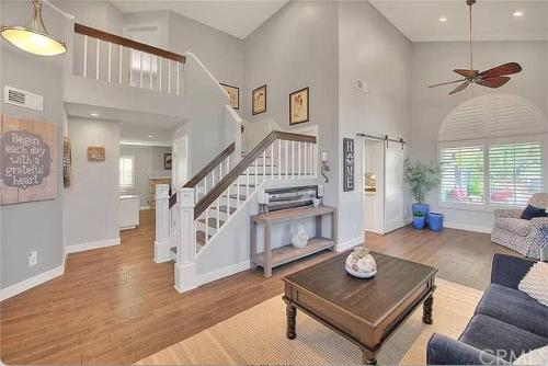 設施, Mountain View • Pool House in 奇諾崗