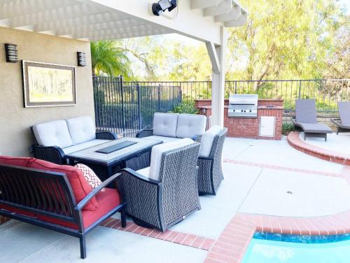 設施, Mountain View • Pool House in 奇諾崗