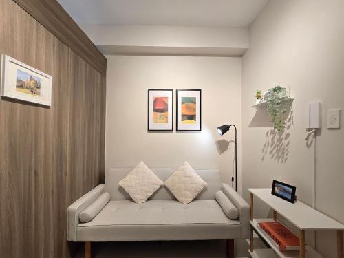 1BR Condotel with Balcony at FAME Residences #FM46-1, Manila