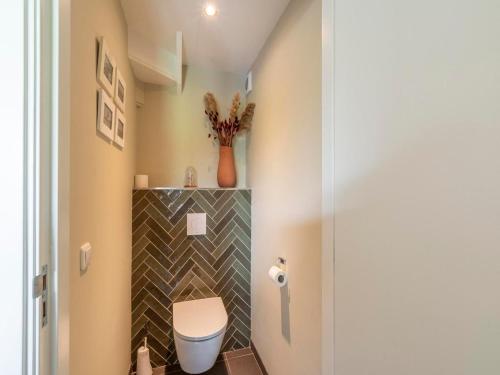 Holiday Home Callantsoog with Jacuzzi