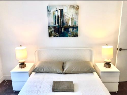 Western Lemon Grove near Hollywood Forever Cemetery