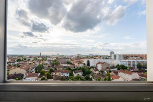 Toulouse Appartment 3 bedrooms balcony panoramic view - 10 min Train station & Metro, Toulouse (foto 6)