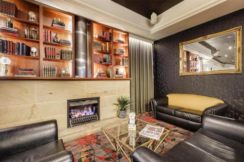 Nightcap at Findon Hotel, Adelaide (fotografie 10)