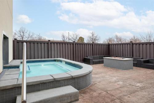 Hampton Inn And Suites Logan Ut - image 2