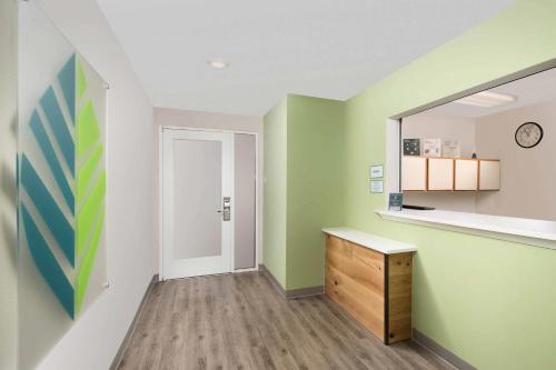 ล็อบบี้, WoodSpring Suites Spartanburg - Duncan in ดันแคน (SC)