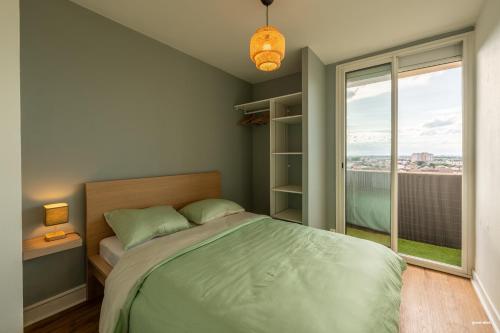 Toulouse Appartment 3 bedrooms balcony panoramic view - 10 min Train station & Metro, Toulouse (foto 8)