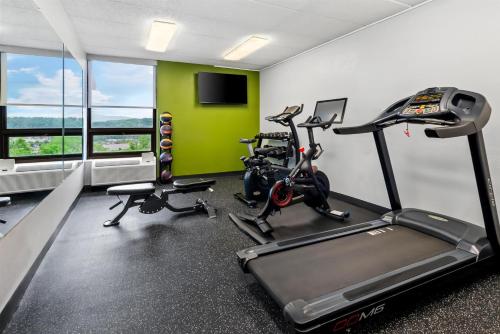 Spark by Hilton Wytheville Holston Rd I 81 - 피트니스 센터