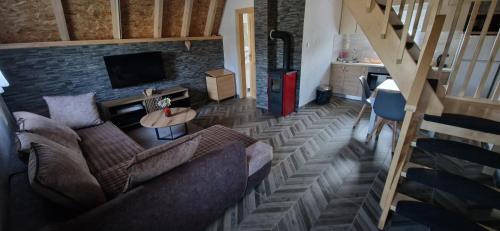 Közös társalgó / TV, D&N place in Uskoci