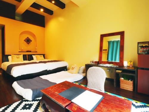 room detail thumbnail 1