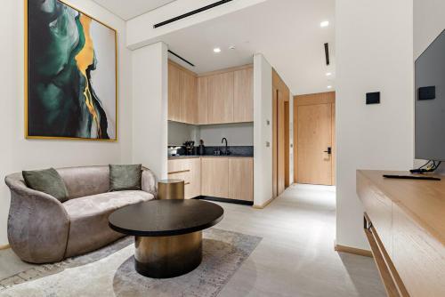 Modern Studio Near Burj Khalifa & Dubai Mall with Pool, Gym, Concierge & Parking, Dubaj (zdjęcie 3)