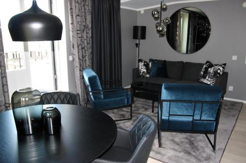 Sky Hotel City Apartments