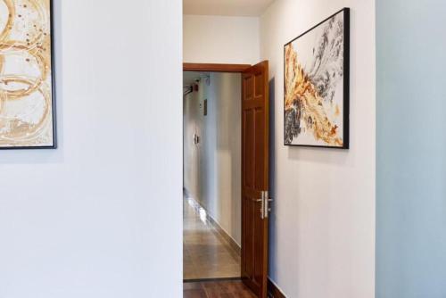 Nguyên Hương Hotel – Ho Chi Minh City