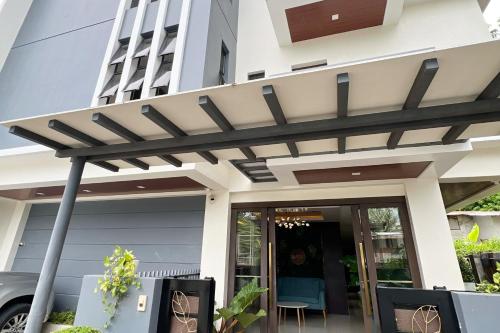 717 Residences Iloilo - 출입구