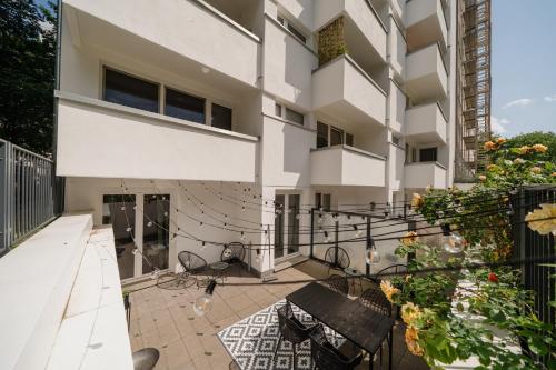 Two-Bedroom Apartment with Terrace image 10
