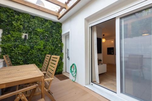 The Secret Garden Stay - image 7