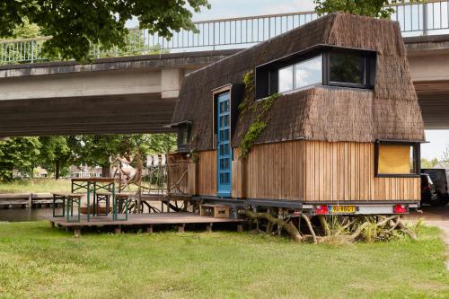 Stadscamping Overboord in Pettelaarpark