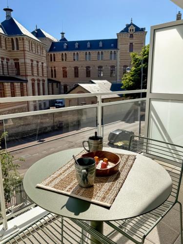 Балкон, Balcon calme, déco architecte & wifi ultra rapide (Balcon calme, deco architecte & wifi ultra rapide) in Су