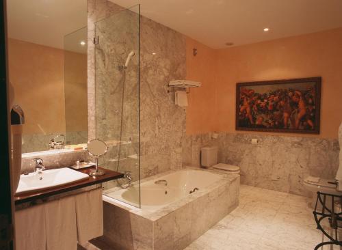 Hospederia del Monasterio de Rueda