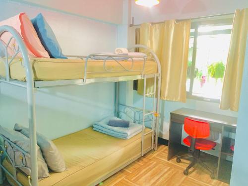 room detail thumbnail 0