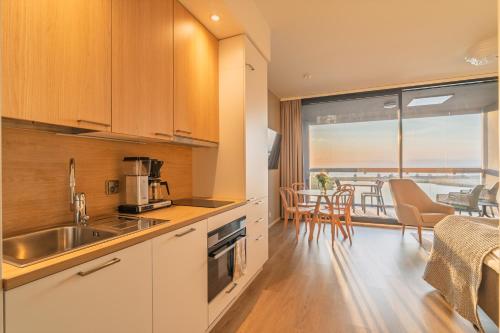 köök, Marina Chalets Studios by Hiekka Booking - sisältää liinavaatteet ja loppusiivouksen (Marina Chalets Studios by Hiekka Booking - sisaltaa liinavaatteet ja loppusiivouksen) in Kalajoki