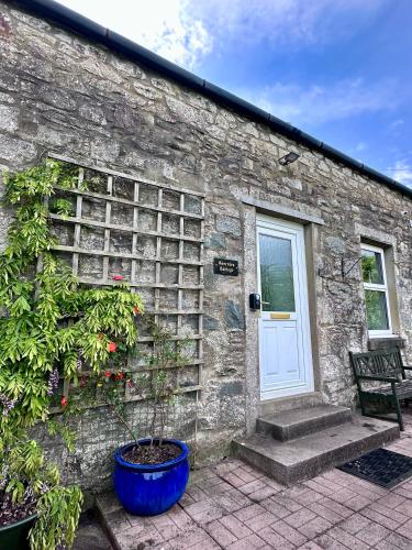 Pass the Keys Cosy Spacious Cottage with Views and Garden in 維格城