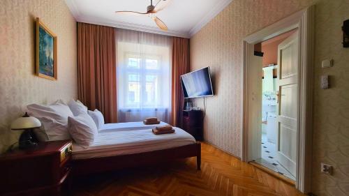 Pollera, Kraków (photo 10)