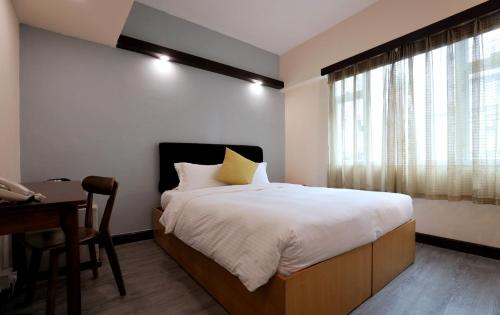 Superior Double Room image 2