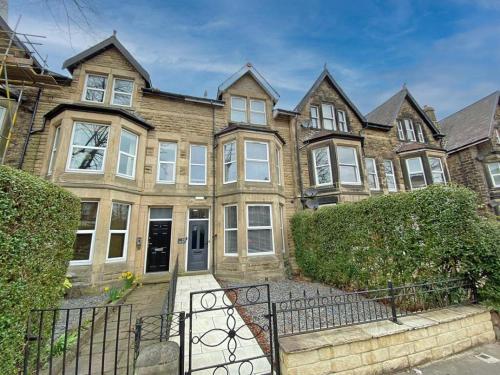 Eleven on Dragon - Boutique Hotel Rooms & Studio Apartment, Harrogate