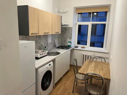 Lovely & sunny 2 rooms Free street parking, Riga (foto 4)