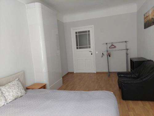 Lovely & sunny 2 rooms Free street parking, Riga (foto 7)